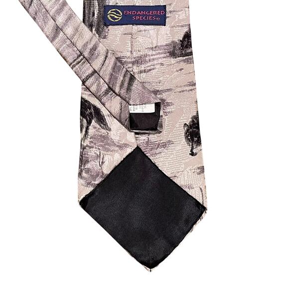 Endangered Species Silk Tie, Made in USA, Wolves, Wolf Tie, 55" - Picture 2 of 8